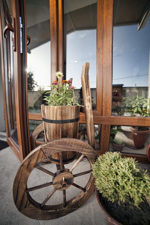 Ethno Boutique Hotel Oş Exterior foto