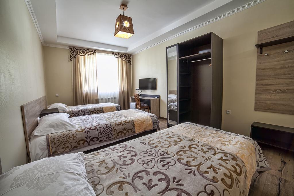 Ethno Boutique Hotel Oş Cameră foto