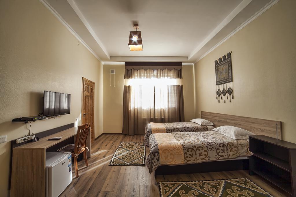 Ethno Boutique Hotel Oş Cameră foto